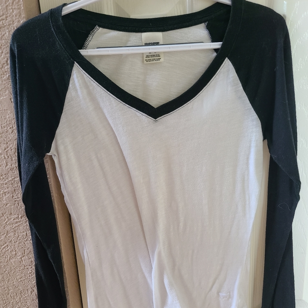 Victoria's Secret Pink long sleeve shirt